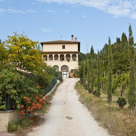 Casa Castellina Pensionat Foligno Rum bild