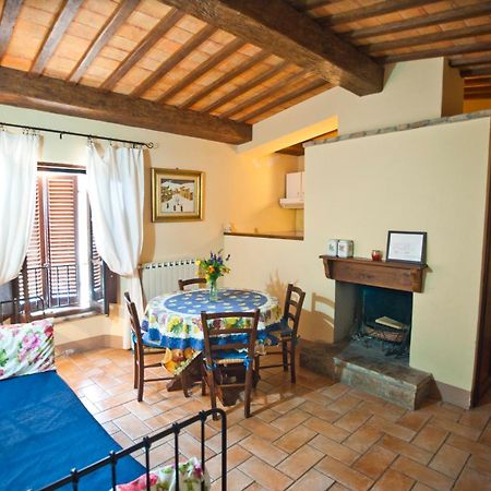 Casa Castellina Pensionat Foligno Rum bild