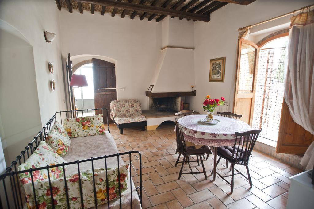 Casa Castellina Pensionat Foligno Rum bild